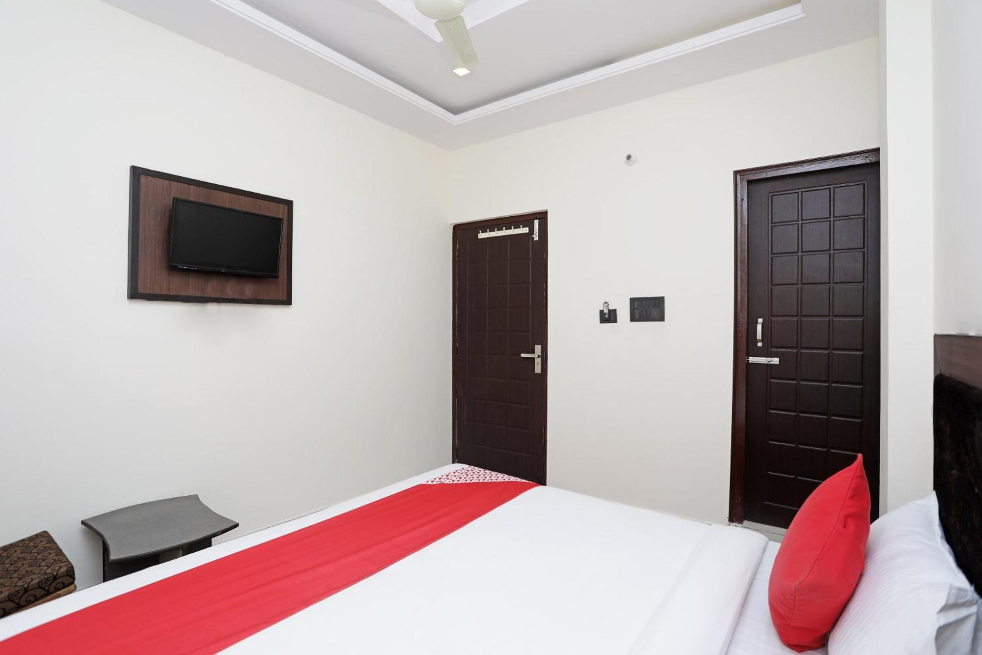 OYO Flagship 14468 Hotel Divine Ganges Haridwār Exterior foto